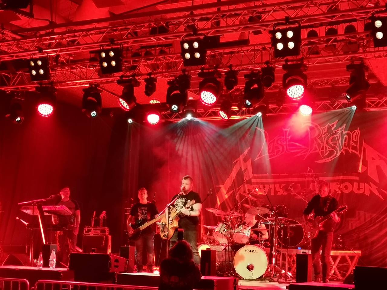 PHOTO 2022 09 18 19 34 27